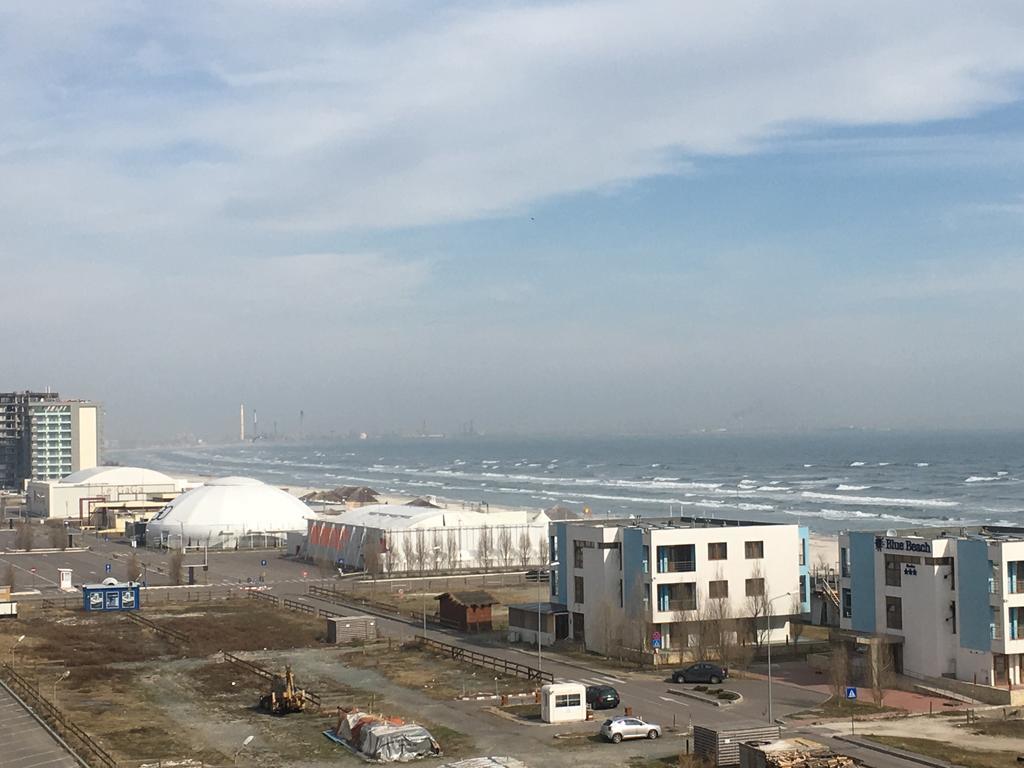 Gabrielle Apartment Summerland Mamaia Exterior foto