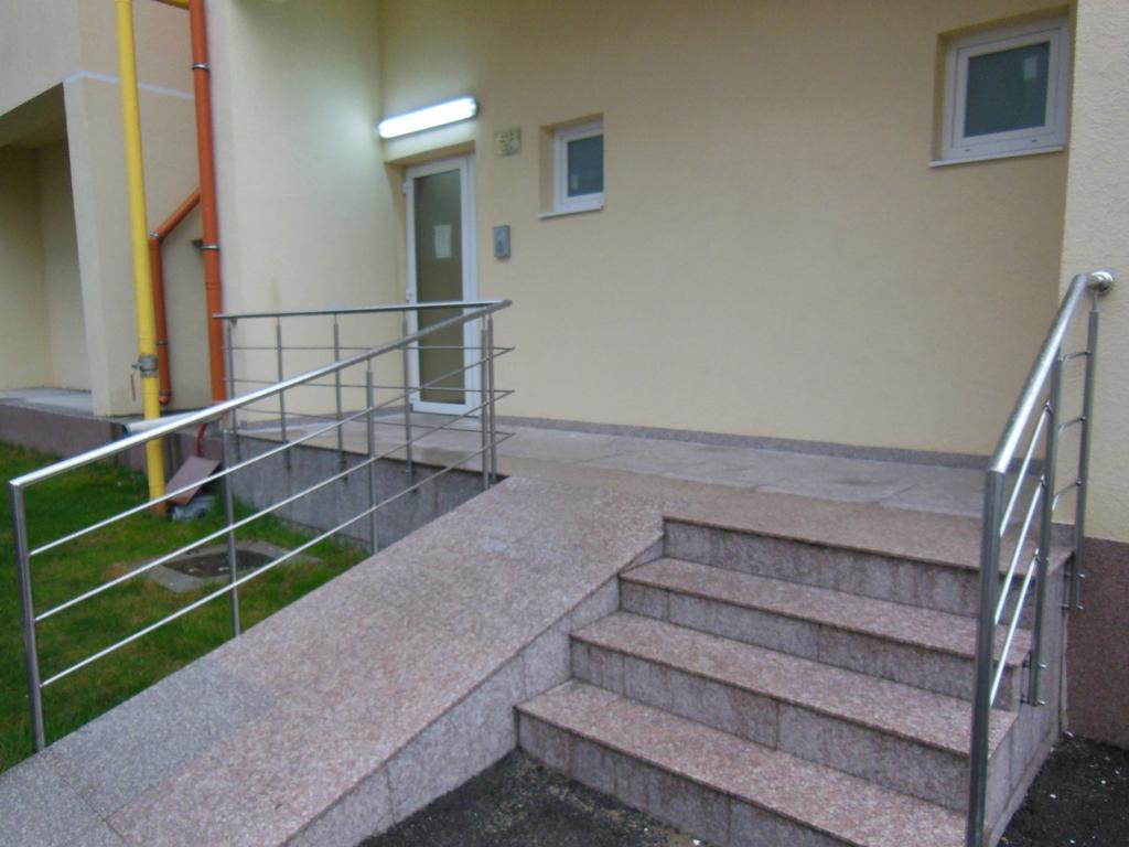 Gabrielle Apartment Summerland Mamaia Exterior foto